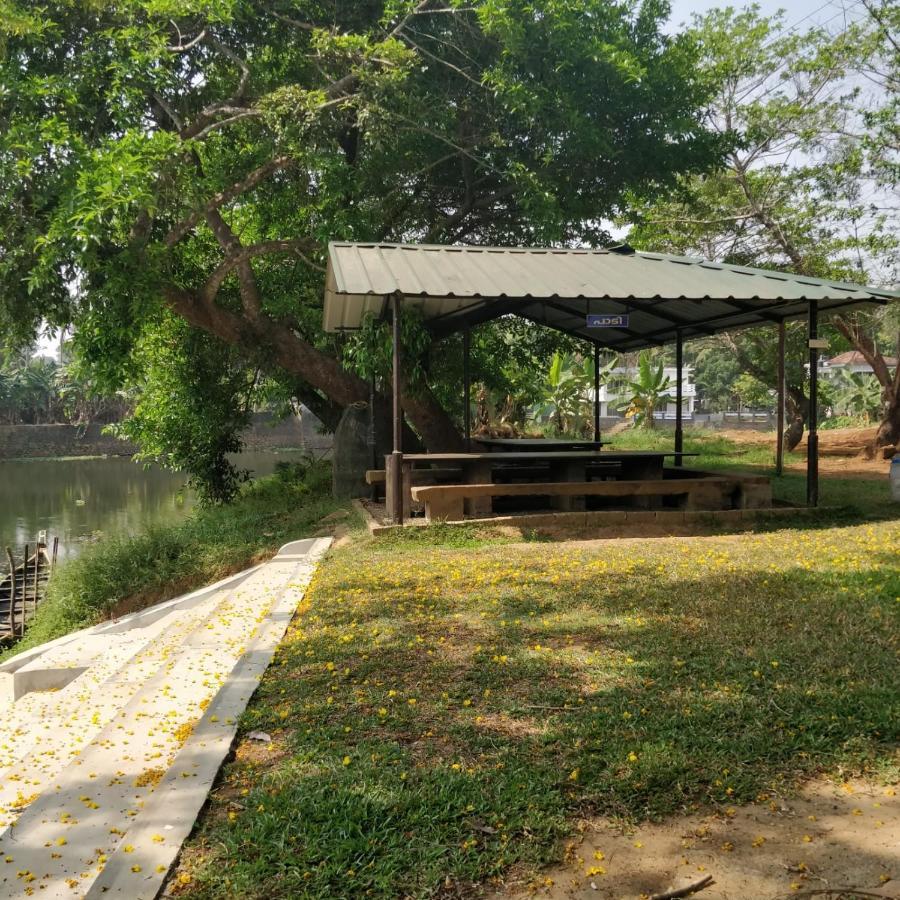 Akkara Homestay & Ayurveda Kottayam Exteriör bild