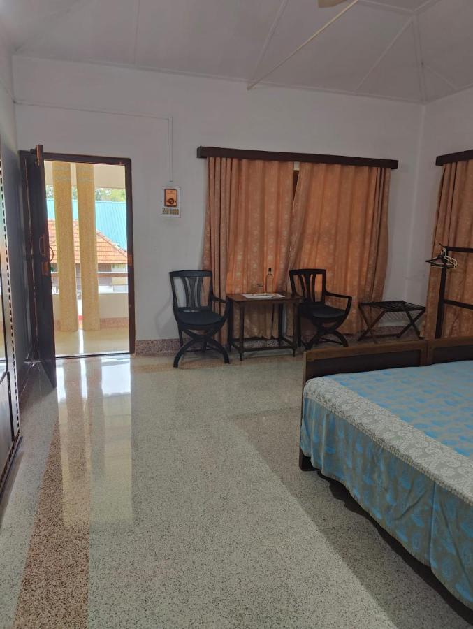 Akkara Homestay & Ayurveda Kottayam Exteriör bild