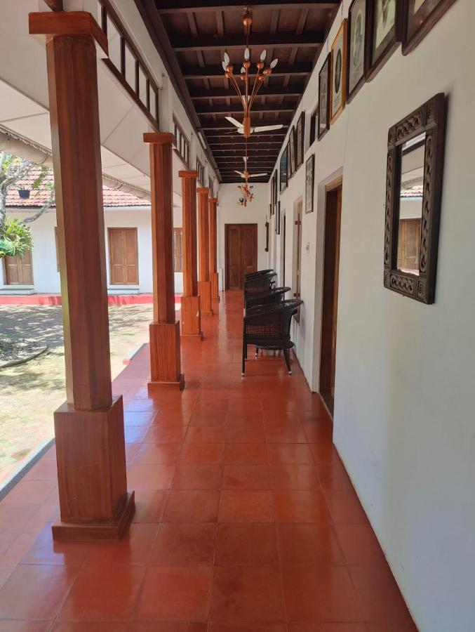 Akkara Homestay & Ayurveda Kottayam Exteriör bild
