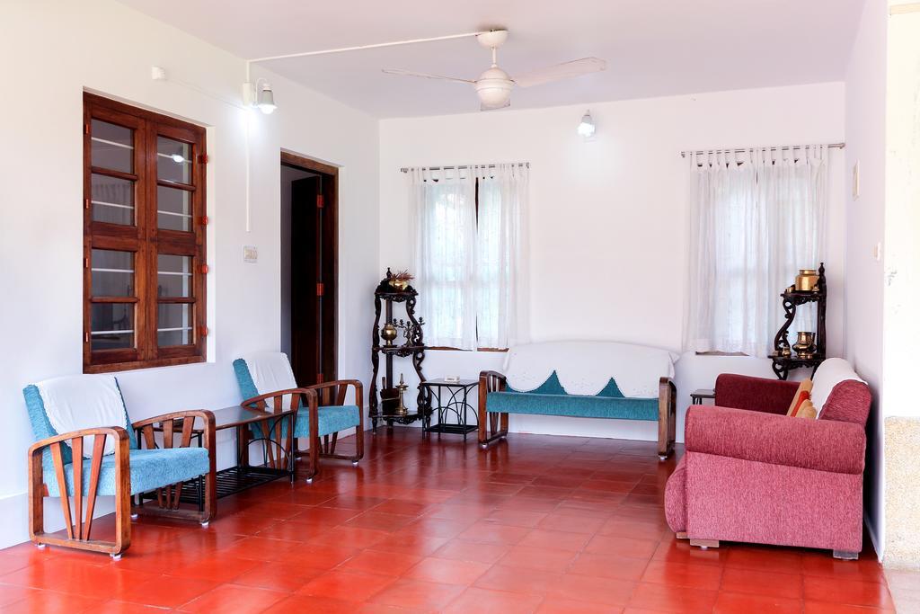 Akkara Homestay & Ayurveda Kottayam Exteriör bild